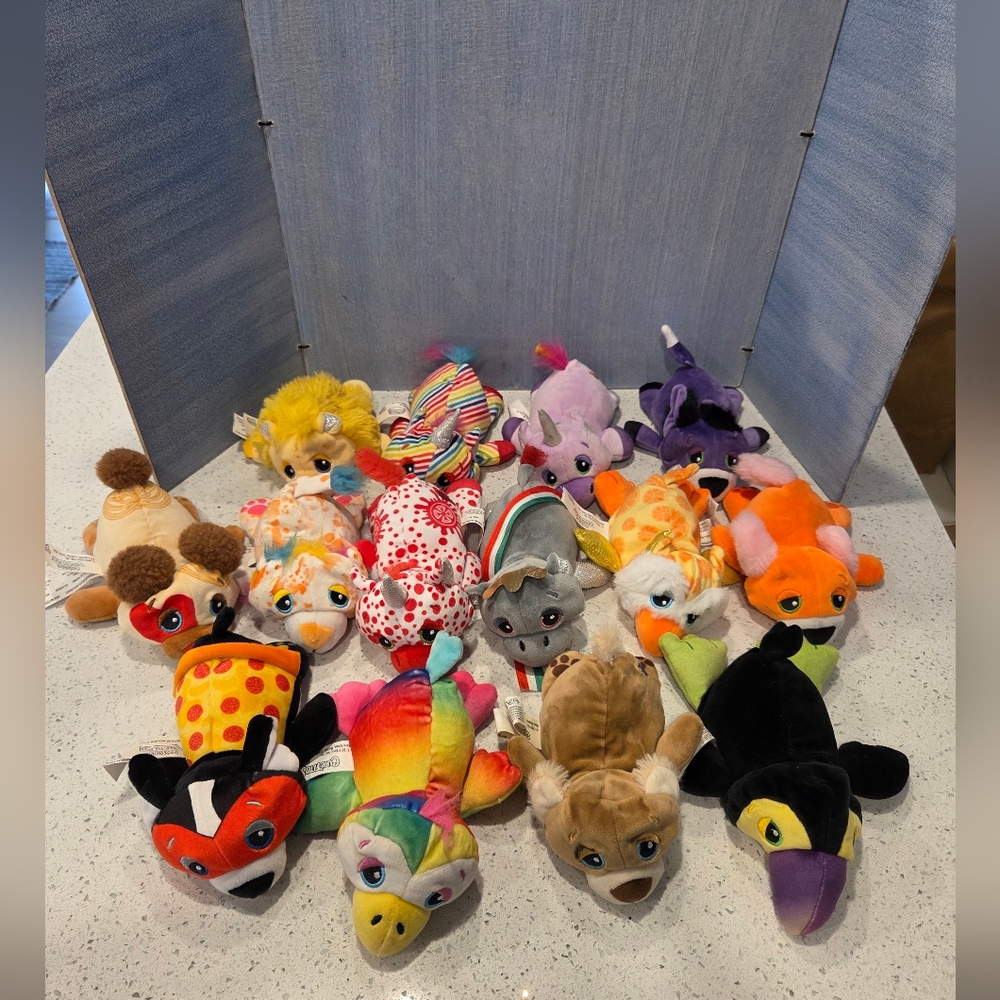 Cutetitos 14 Piece Bundle Assorted Medium Plush